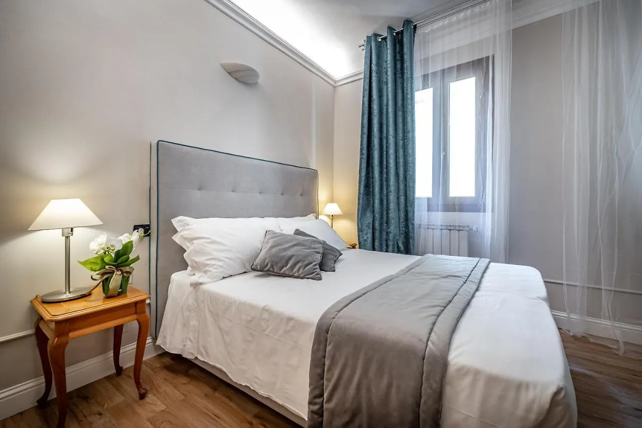 Hotel Borgo Firenze 3*,  Italia